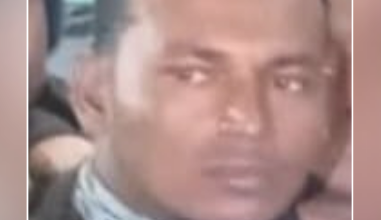 আ’লীগের প্রচারপত্র বিতরণের অ‌ভি‌যো‌গে হকার্স ইউনিয়নের সভাপতি গ্রেপ্তার