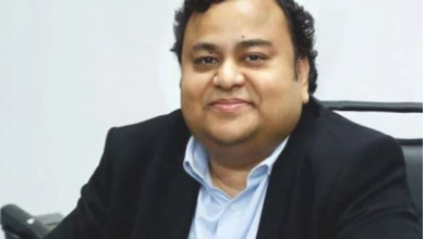 পদ্মা ব্যাংকের নাফিস সরাফাত পরিবারের ৭৪ ব্যাংক অ্যাকাউন্ট জব্দের নির্দেশ